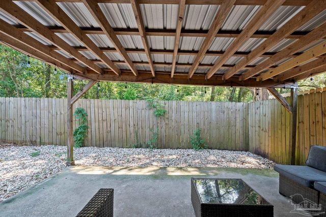 2393 Shoal Creek Dr, Pensacola, FL 32514