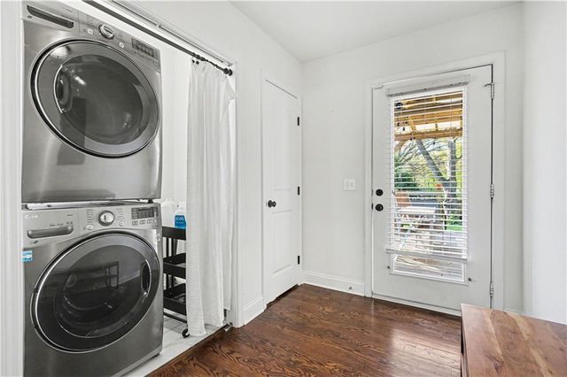 2435 Crestview Avenue, Decatur, GA 30032