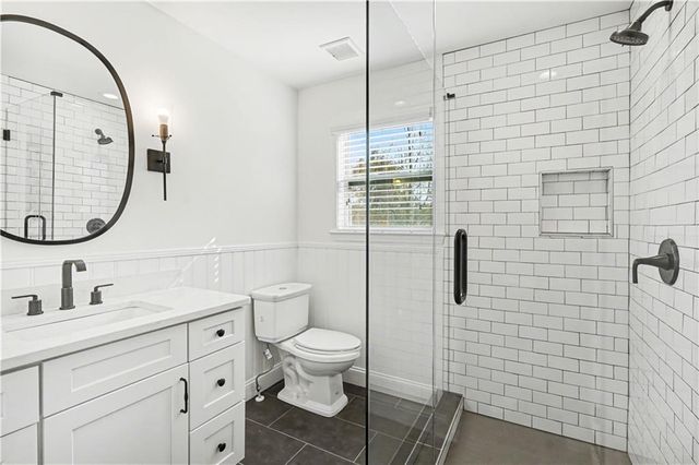 2435 Crestview Avenue, Decatur, GA 30032