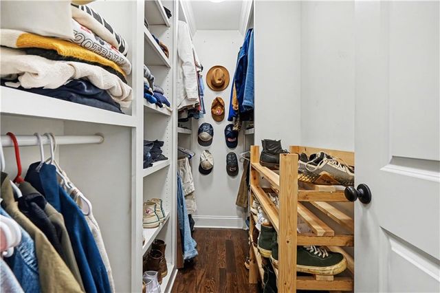 2435 Crestview Avenue, Decatur, GA 30032