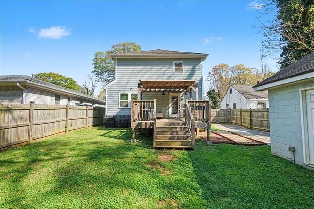 2435 Crestview Avenue, Decatur, GA 30032