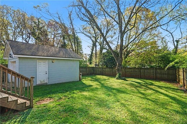 2435 Crestview Avenue, Decatur, GA 30032