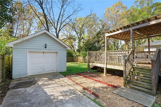 2435 Crestview Avenue, Decatur, GA 30032