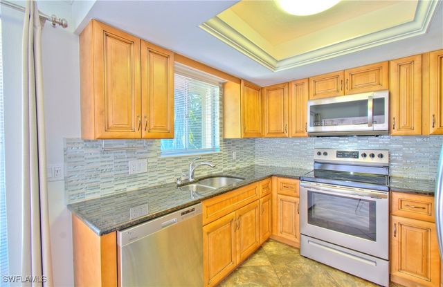 787 Palm View DR 3, Naples, FL 34110