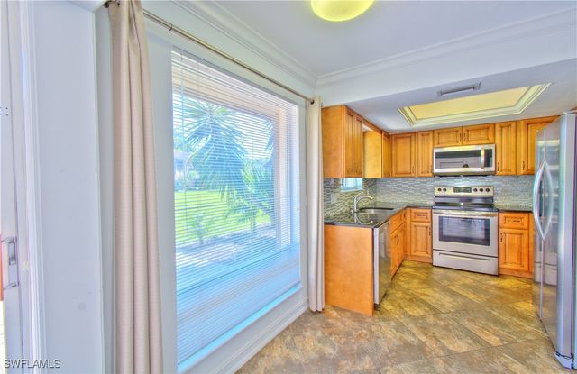 787 Palm View DR 3, Naples, FL 34110