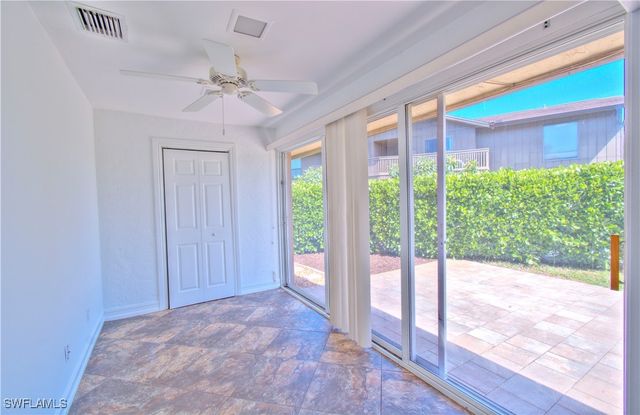 787 Palm View DR 3, Naples, FL 34110