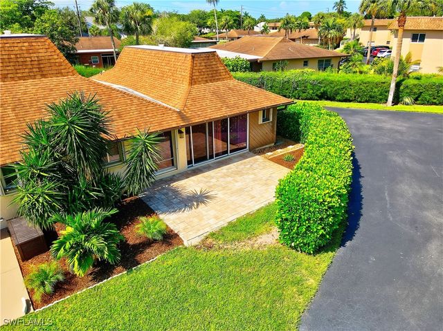 787 Palm View DR 3, Naples, FL 34110