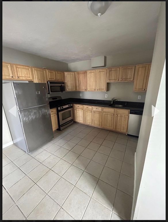 40 Hurd 1, Melrose, MA 02176