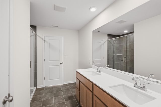 2560 Iowa Street, Crown Point, IN 46307