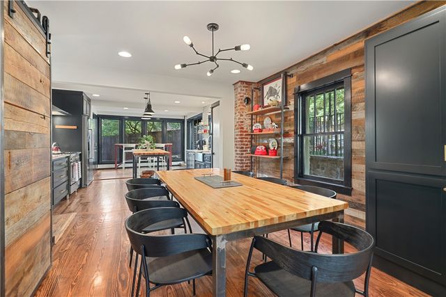 435 N Oliver Avenue, Fayetteville, AR 72701