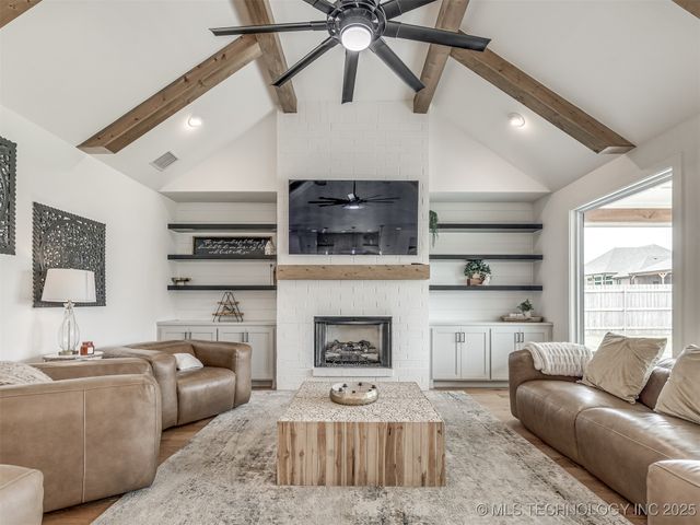 3005 E 146th Place S, Bixby, OK 74008