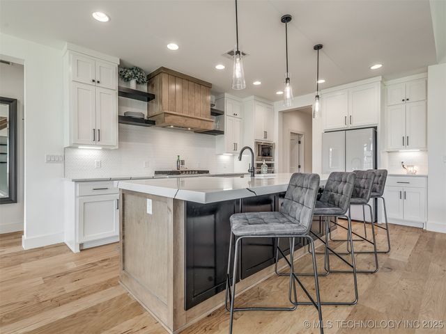 3005 E 146th Place S, Bixby, OK 74008