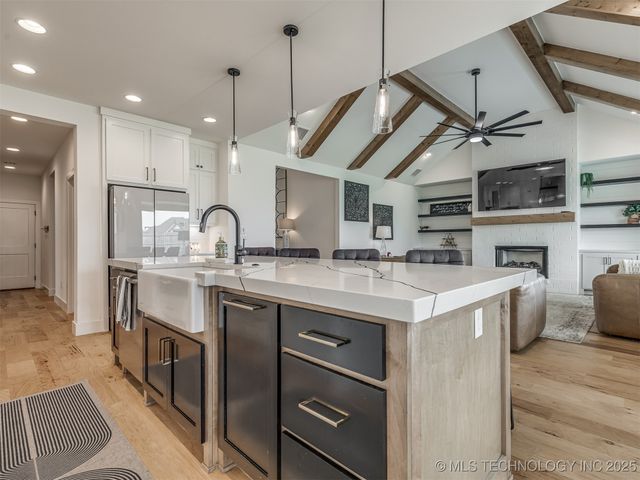 3005 E 146th Place S, Bixby, OK 74008