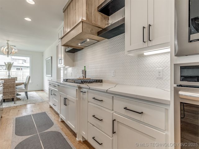 3005 E 146th Place S, Bixby, OK 74008