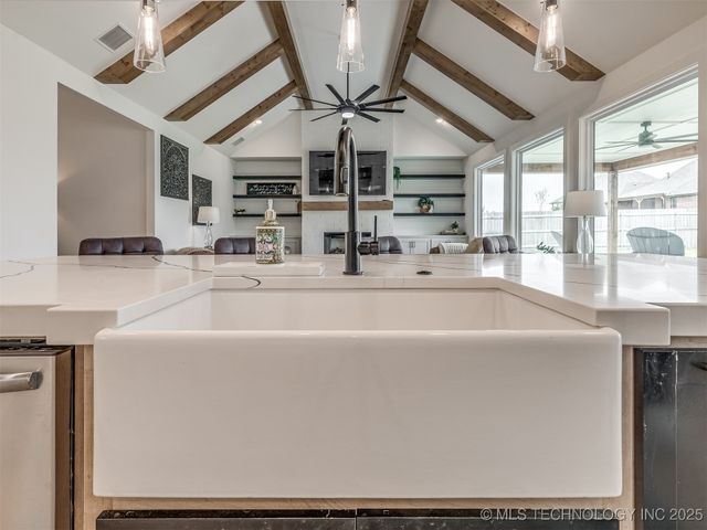 3005 E 146th Place S, Bixby, OK 74008