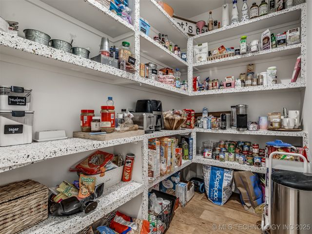 3005 E 146th Place S, Bixby, OK 74008