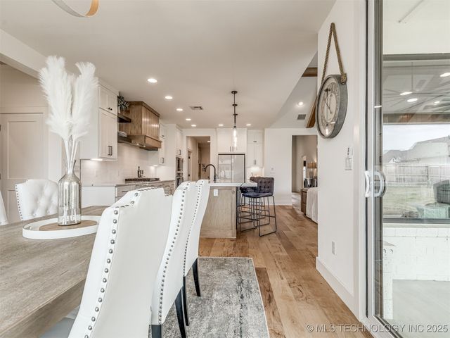 3005 E 146th Place S, Bixby, OK 74008