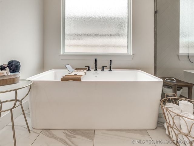 3005 E 146th Place S, Bixby, OK 74008