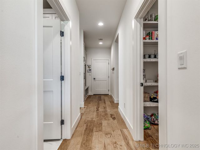 3005 E 146th Place S, Bixby, OK 74008