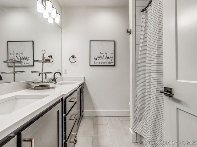 3005 E 146th Place S, Bixby, OK 74008