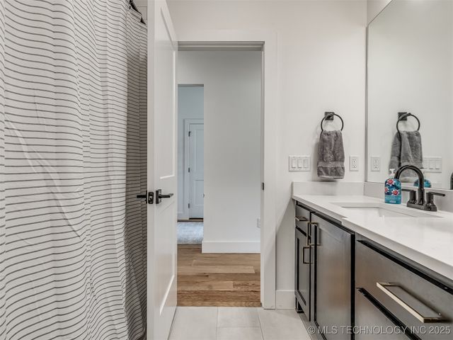 3005 E 146th Place S, Bixby, OK 74008