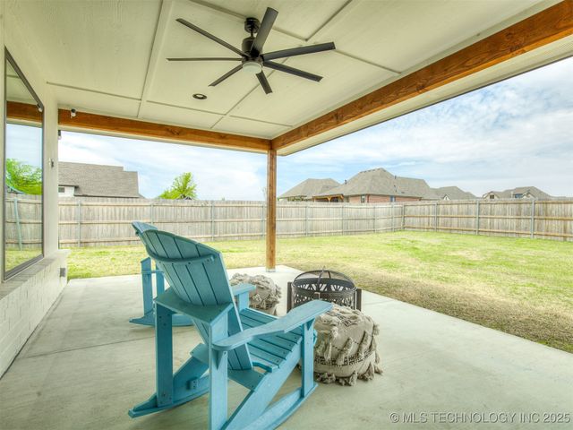 3005 E 146th Place S, Bixby, OK 74008