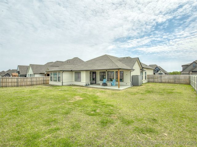 3005 E 146th Place S, Bixby, OK 74008