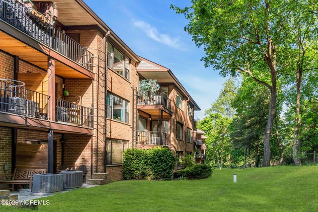 200 Portland Road E14, Highlands, NJ 07732