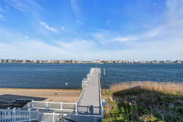 200 Portland Road E14, Highlands, NJ 07732