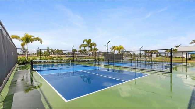 1601 SE Crosswood Way, Port St Lucie, FL 34984