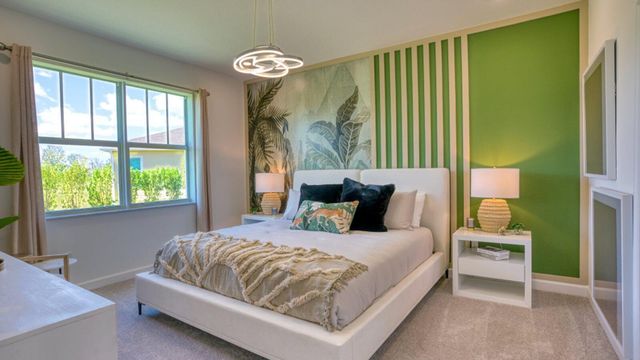 1601 SE Crosswood Way, Port St Lucie, FL 34984