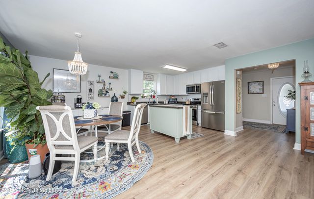 14048 Seymour Drive, Biloxi, MS 39532
