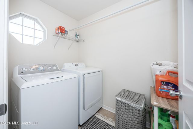 14048 Seymour Drive, Biloxi, MS 39532