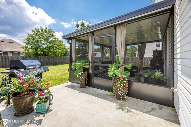 14048 Seymour Drive, Biloxi, MS 39532
