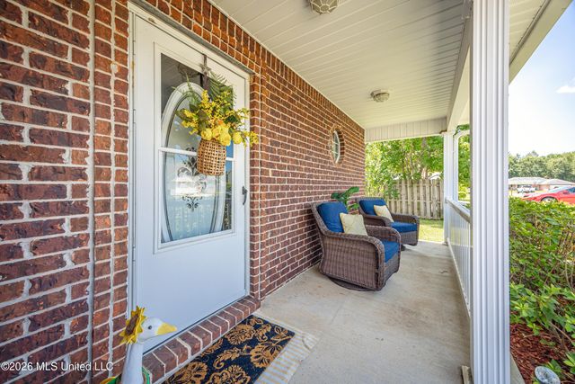 14048 Seymour Drive, Biloxi, MS 39532