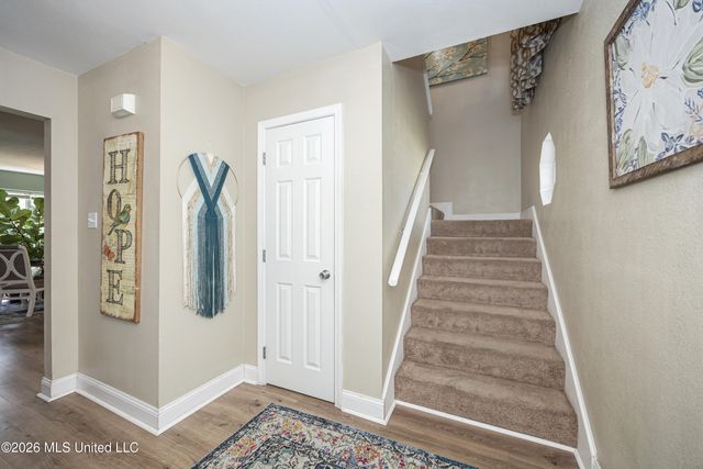 14048 Seymour Drive, Biloxi, MS 39532