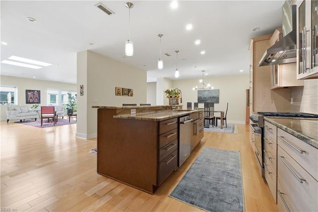220 W Brambleton Ave Apt 202, Norfolk, VA 23510