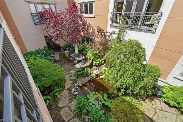 220 W Brambleton Ave Apt 202, Norfolk, VA 23510