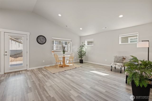 123 E 9th Avenue #54, Moses Lake, WA 98837