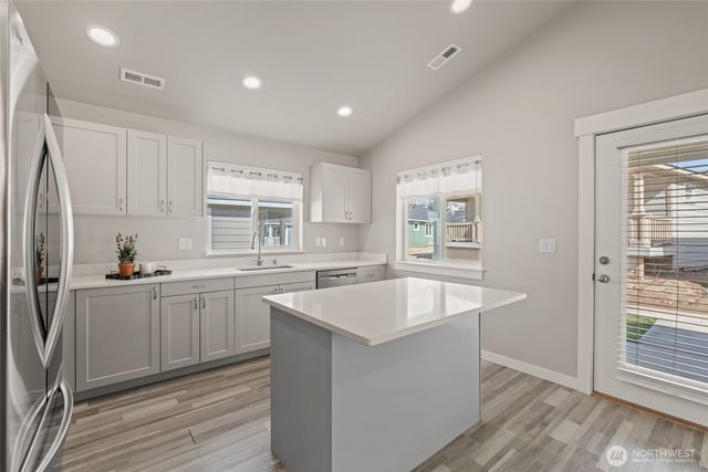 123 E 9th Avenue #54, Moses Lake, WA 98837