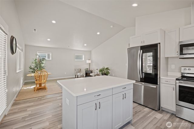 123 E 9th Avenue #54, Moses Lake, WA 98837