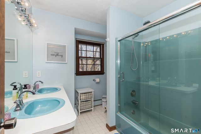 637 Watertown Road, Middlebury, CT 06762