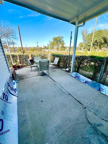 1569 West Main Street, Schriever, LA 70395