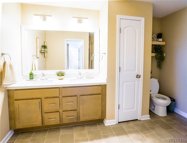 76 Jaycee Lane, West Seneca, NY 14224