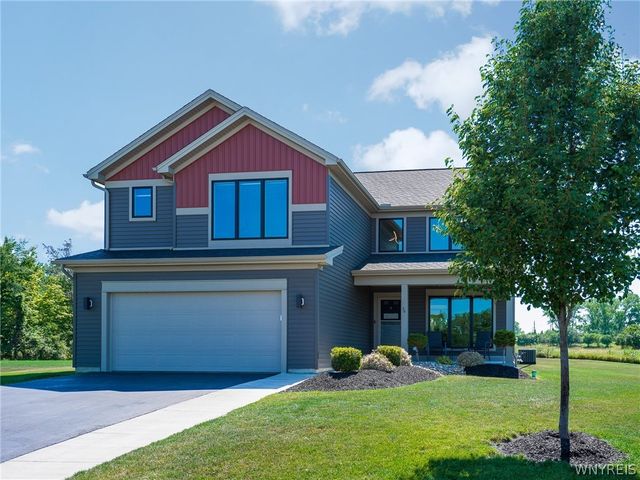 76 Jaycee Lane, West Seneca, NY 14224