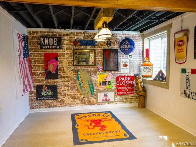 76 Jaycee Lane, West Seneca, NY 14224