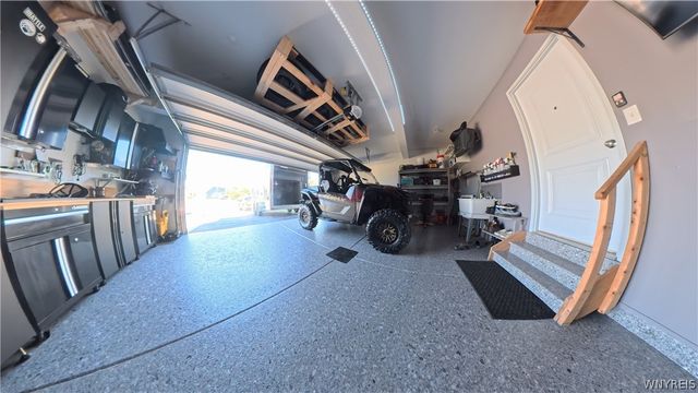 76 Jaycee Lane, West Seneca, NY 14224