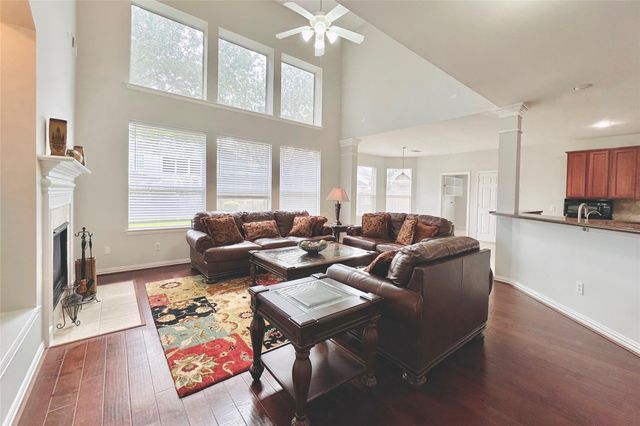 8307 Rosetrail Bend Lane, Katy, TX 77494