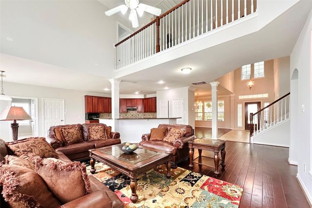 8307 Rosetrail Bend Lane, Katy, TX 77494