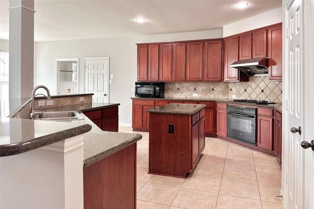 8307 Rosetrail Bend Lane, Katy, TX 77494